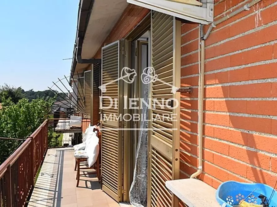 Immagine 38 di Casa trifamiliare in vendita  a Rignano Flaminio