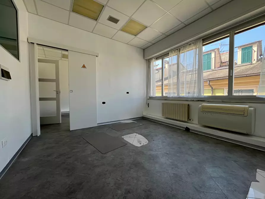 Immagine 5 di Castello in affitto  in Via Martiri della Liberazione a Chiavari