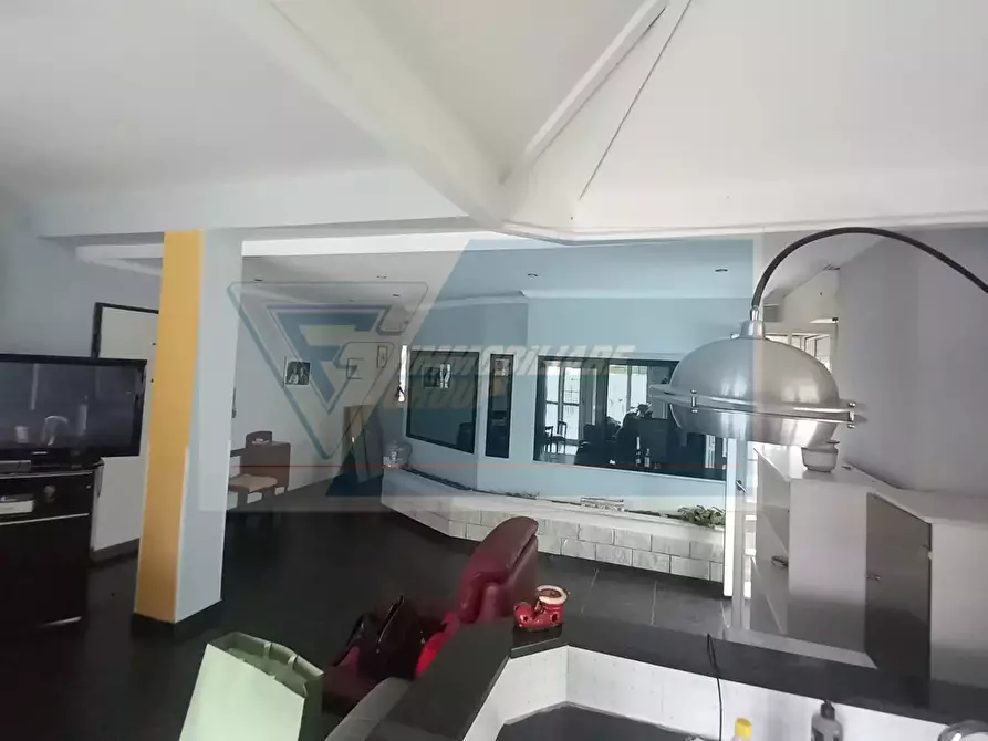 Immagine 5 di Casa trifamiliare in vendita  in Via Cassaro, 11 a Siracusa