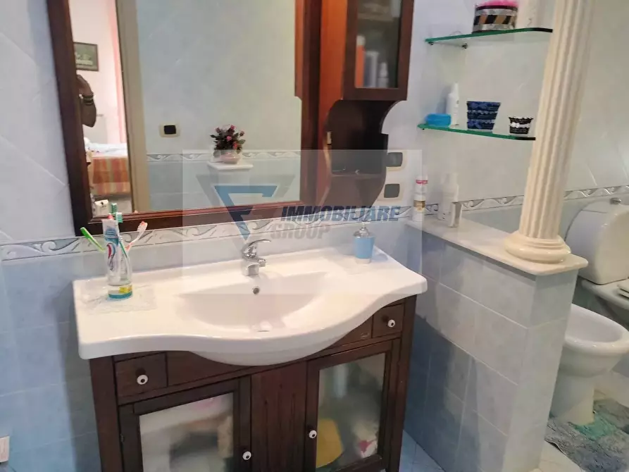 Immagine 9 di Casa trifamiliare in vendita  in Via Lentini a Siracusa