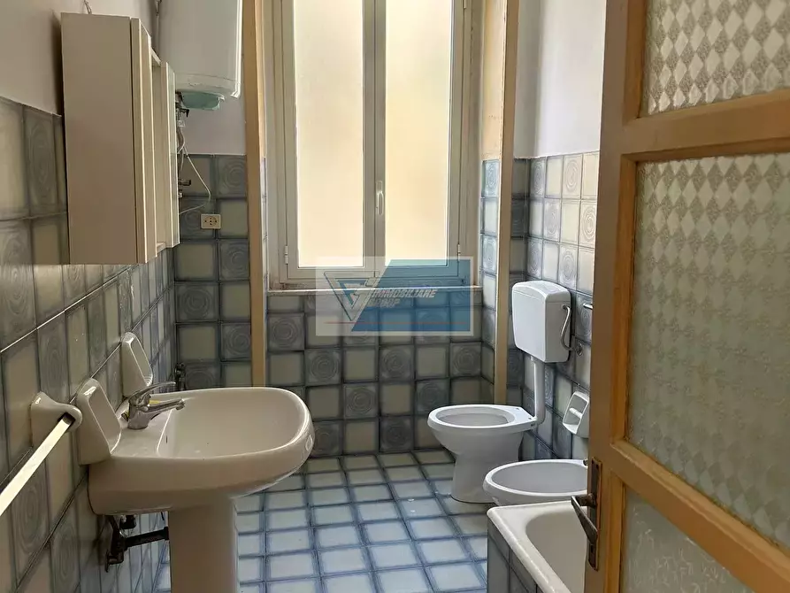 Immagine 8 di Casa trifamiliare in vendita  a Buccheri