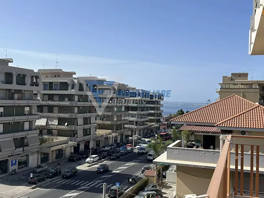 Immagine 16 di Casa trifamiliare in vendita  in Viale Scala Greca a Siracusa