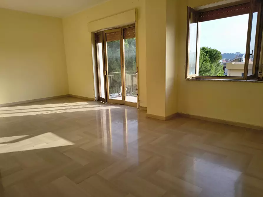 Immagine 5 di Casa trifamiliare in vendita  in Via Zizzo, 34 a Villafranca Tirrena