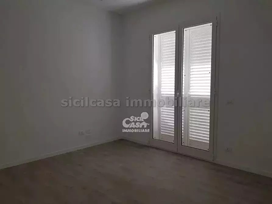 Immagine 4 di Casa trifamiliare in vendita  a Marsala