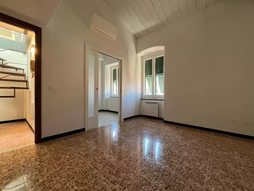 Immagine 6 di Castello in affitto  in Via Sant'Antonio a Chiavari