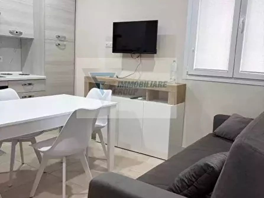 Immagine 9 di Casa trifamiliare in affitto  in Via Gian Battista Vico a Siracusa