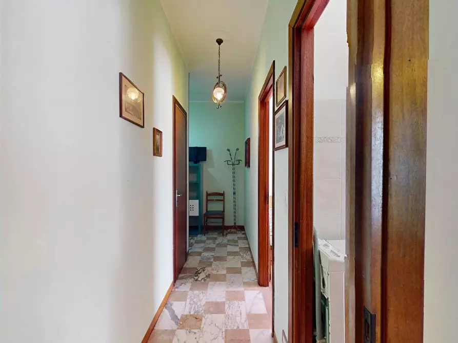 Immagine 11 di Casa trifamiliare in vendita  in Via Parioli 13. a Borghetto Santo Spirito