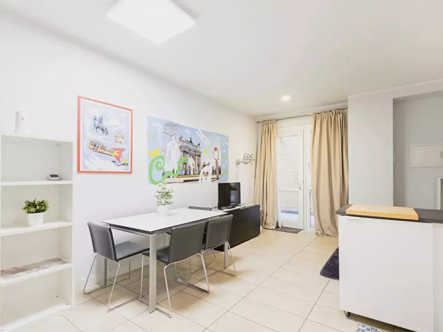 Immagine 3 di Casa trifamiliare in affitto  in VIA BERNARDINO BIONDELLI, 7. a Milano