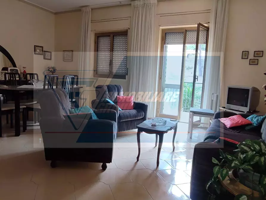 Immagine 26 di Casa trifamiliare in vendita  in Via I Maggio a Buccheri