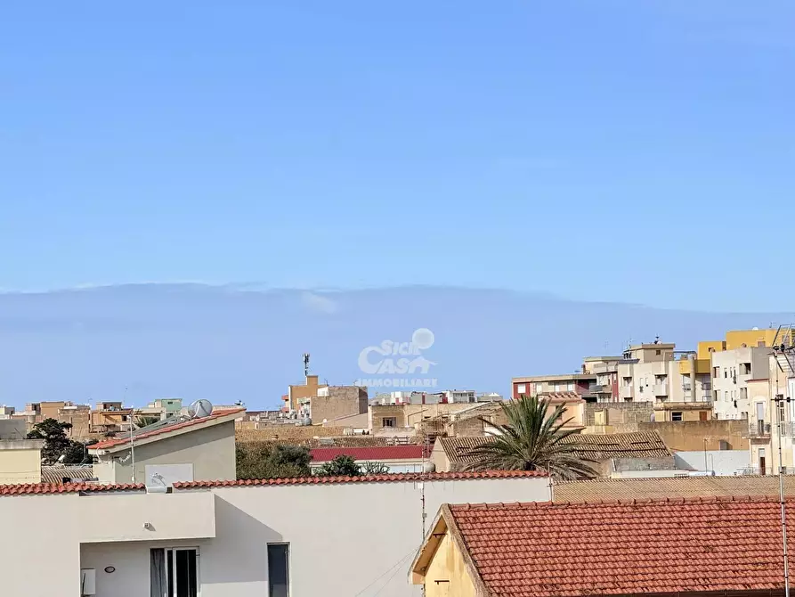Immagine 17 di Casa trifamiliare in vendita  a Marsala