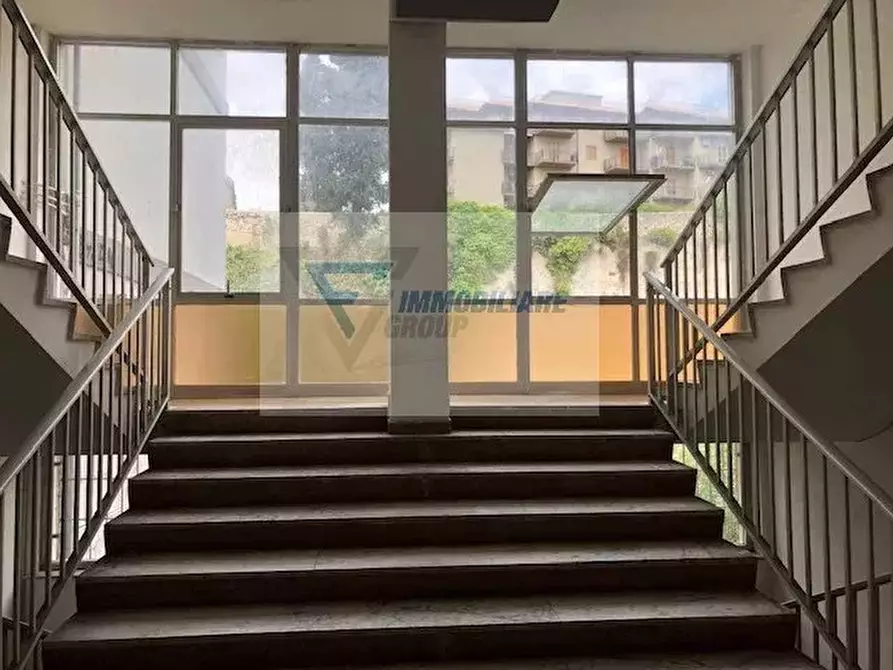 Immagine 41 di Castello in affitto  in Viale Teracati a Siracusa