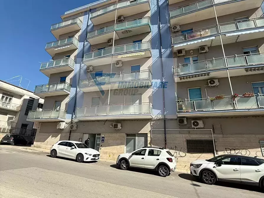 Immagine 2 di Casa trifamiliare in vendita  in Via Grottasanta a Siracusa