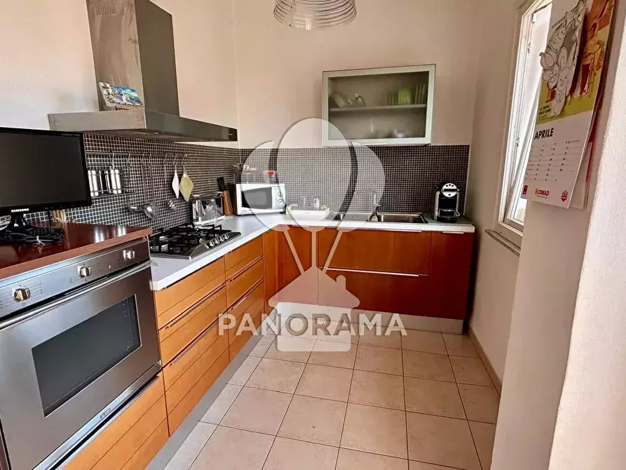 Immagine 5 di Casa trifamiliare in vendita  in Via Raffaello a Palermo