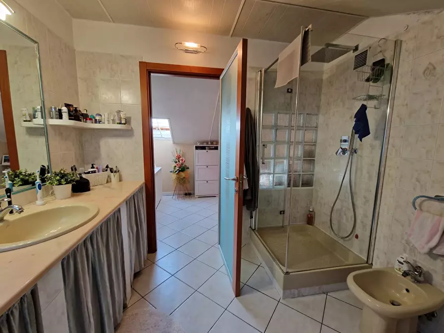 Immagine 34 di Casa trifamiliare in vendita  in Sant'Andrea di Rovereto a Chiavari