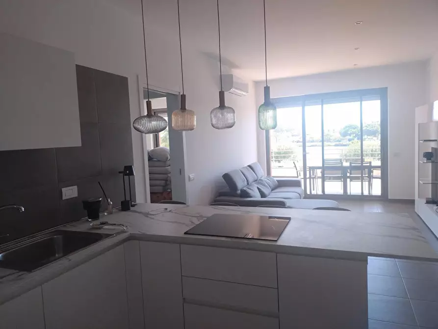 Immagine 12 di Casa trifamiliare in vendita  in Via Consolare Pompea, 1945 a Messina