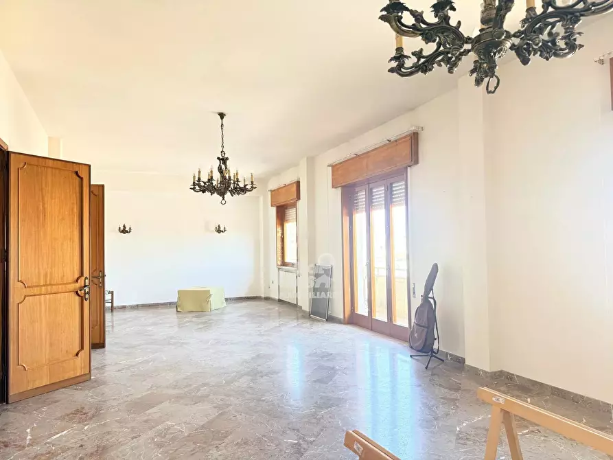 Immagine 2 di Casa trifamiliare in vendita  a Marsala