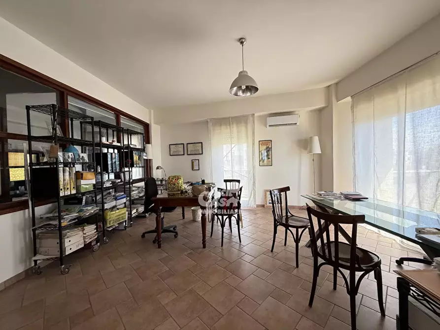 Immagine 4 di Casa trifamiliare in vendita  a Marsala
