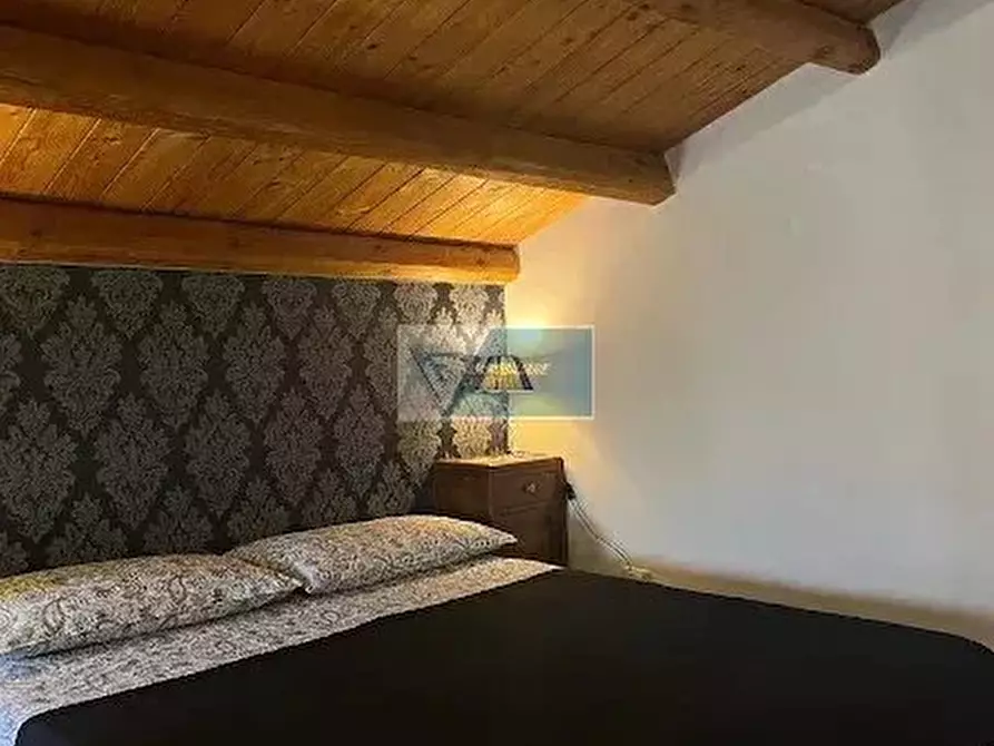 Immagine 20 di Casa trifamiliare in affitto  in Piazza Taranto a Noto