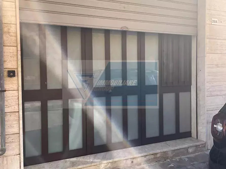 Immagine 1 di Casa trifamiliare in vendita  in Via Milano a Buccheri