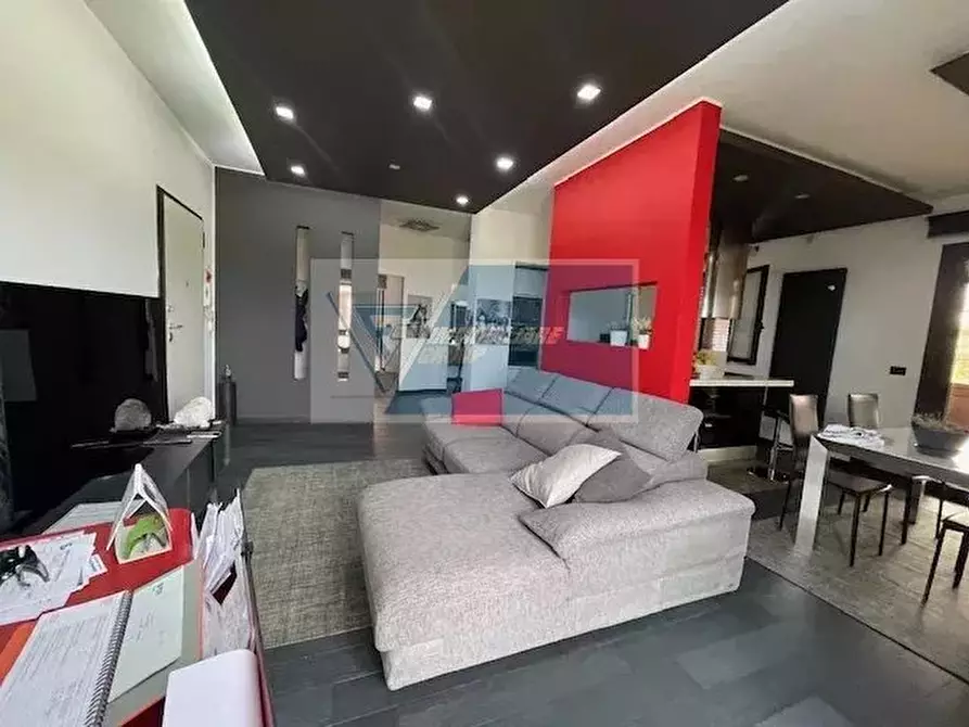 Immagine 27 di Casa trifamiliare in vendita  in Via Capuana a Buccheri