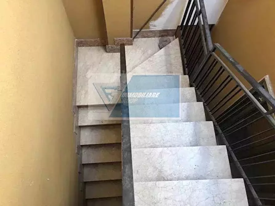 Immagine 5 di Casa trifamiliare in vendita  a Buccheri