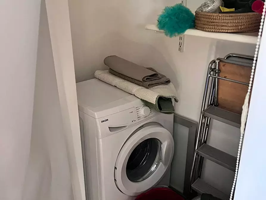 Immagine 26 di Casa trifamiliare in affitto  in Via Monte Rosa, 17 a Milano