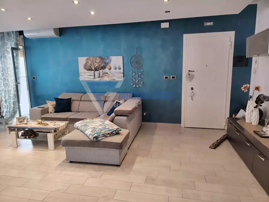 Immagine 4 di Casa trifamiliare in vendita  in Via Salvatore Nanna a Siracusa