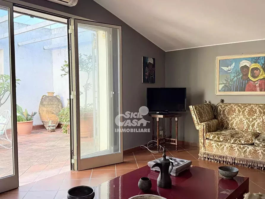 Immagine 31 di Casa trifamiliare in affitto  a Marsala