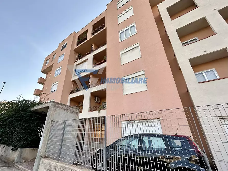 Immagine 1 di Casa trifamiliare in vendita  in VIA BARTOLOMEO CANNIZZO a Siracusa