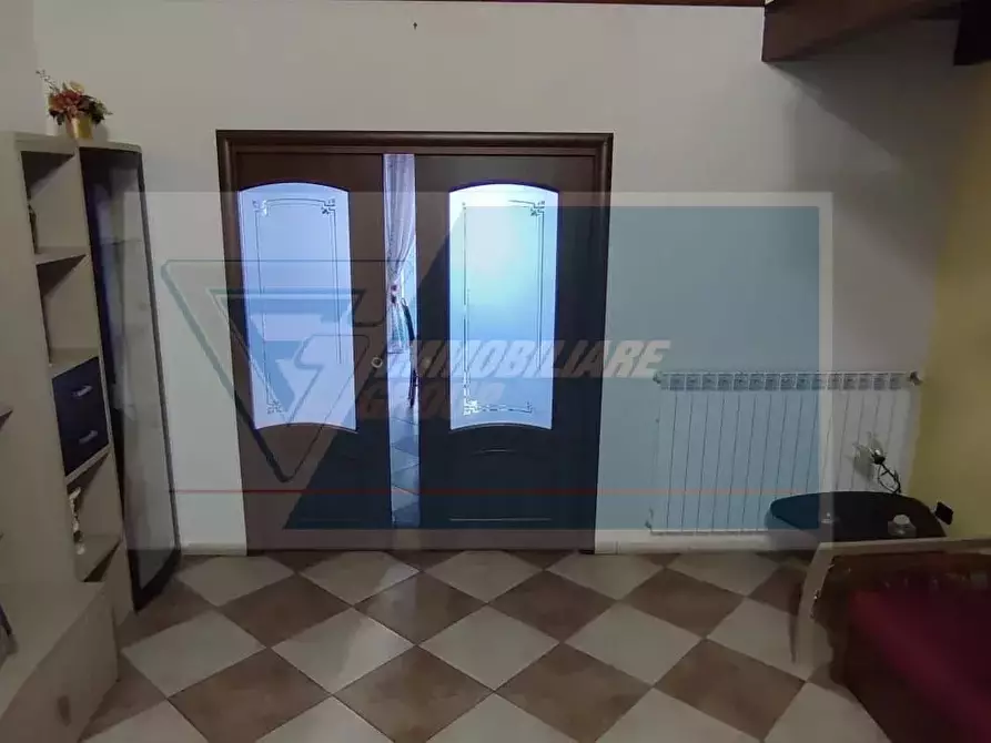 Immagine 16 di Casa trifamiliare in vendita  in Via Re Ierone II a Siracusa