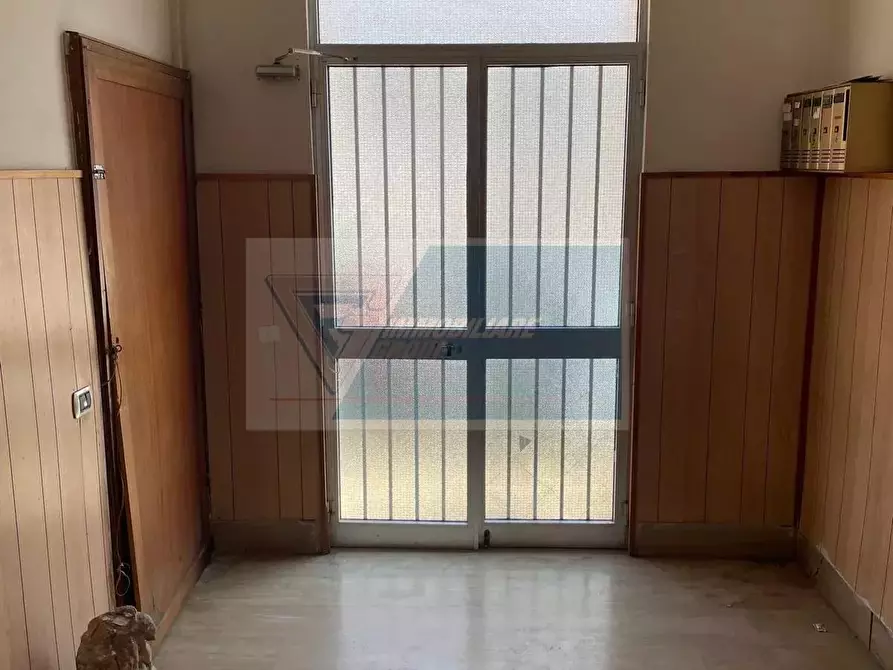 Immagine 3 di Casa trifamiliare in vendita  in Via Napoli a Buccheri