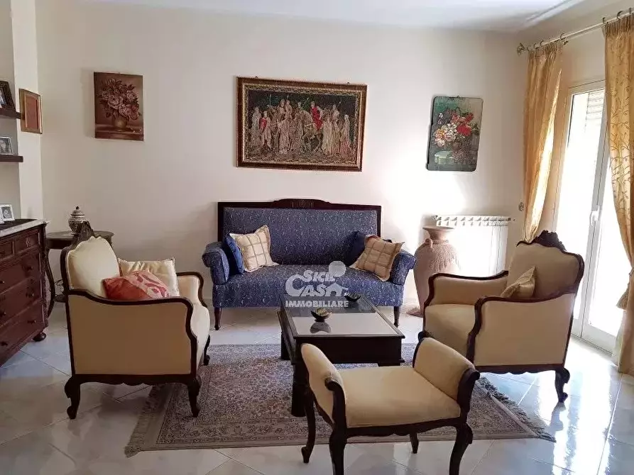 Immagine 12 di Casa trifamiliare in vendita  a Marsala