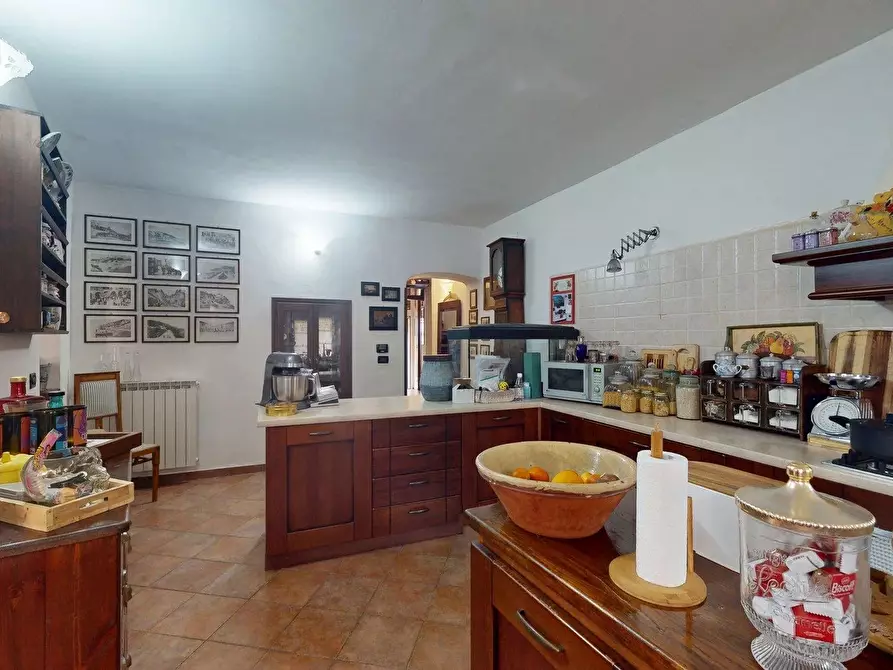 Immagine 6 di Casa trifamiliare in vendita  in Via Gallesio, 7 a Finale Ligure