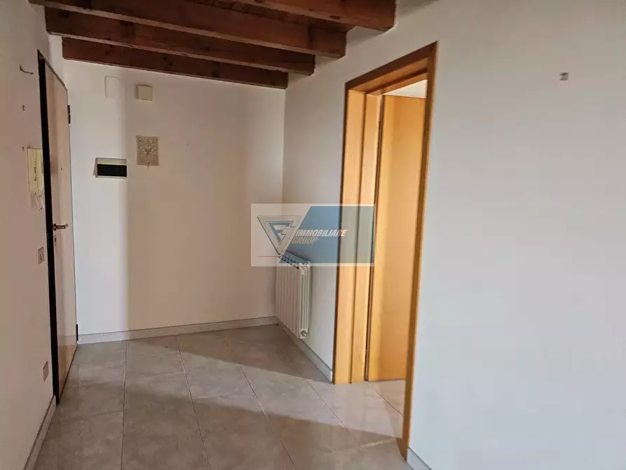 Immagine 1 di Casa trifamiliare in vendita  in Via del Gelsomino a Floridia