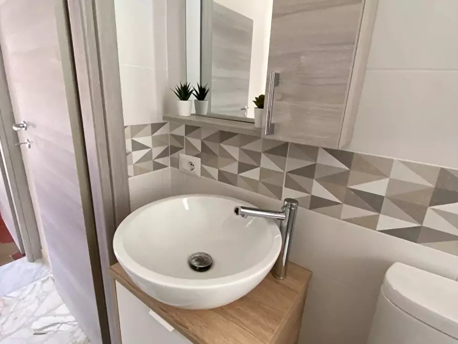 Immagine 6 di Casa trifamiliare in affitto  in Via Vanello, 4 a Messina