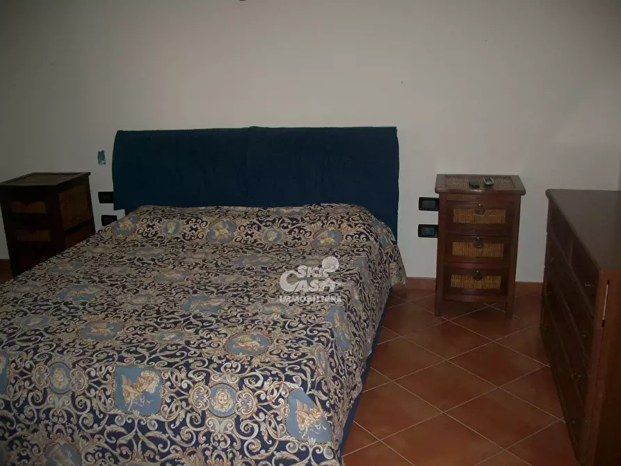 Immagine 14 di Casa trifamiliare in affitto  a Marsala