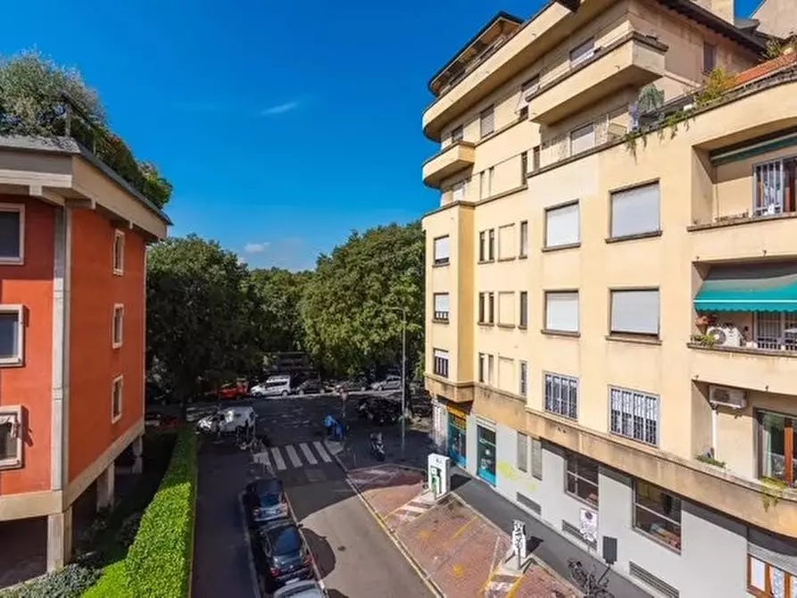 Immagine 12 di Casa trifamiliare in vendita  a Milano