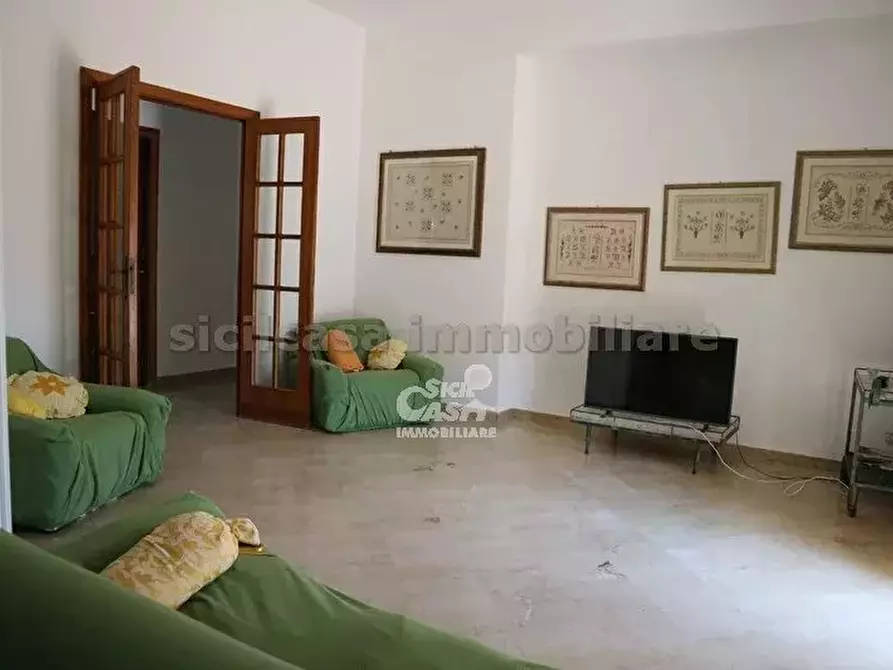 Immagine 3 di Casa trifamiliare in affitto  a Marsala