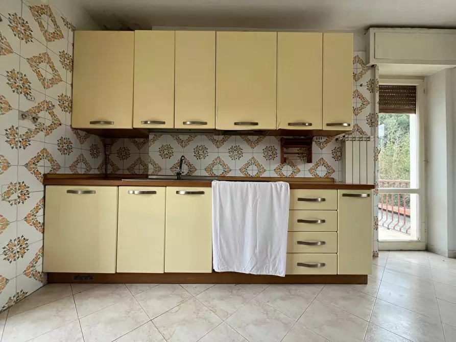 Immagine 6 di Casa trifamiliare in vendita  in Via Brigata Berto San Salvatore a Avegno