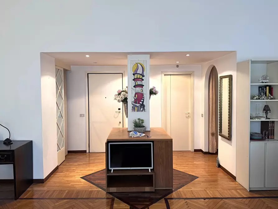 Immagine 4 di Casa trifamiliare in vendita  in Via Saverio Mercadante, 7 a Milano