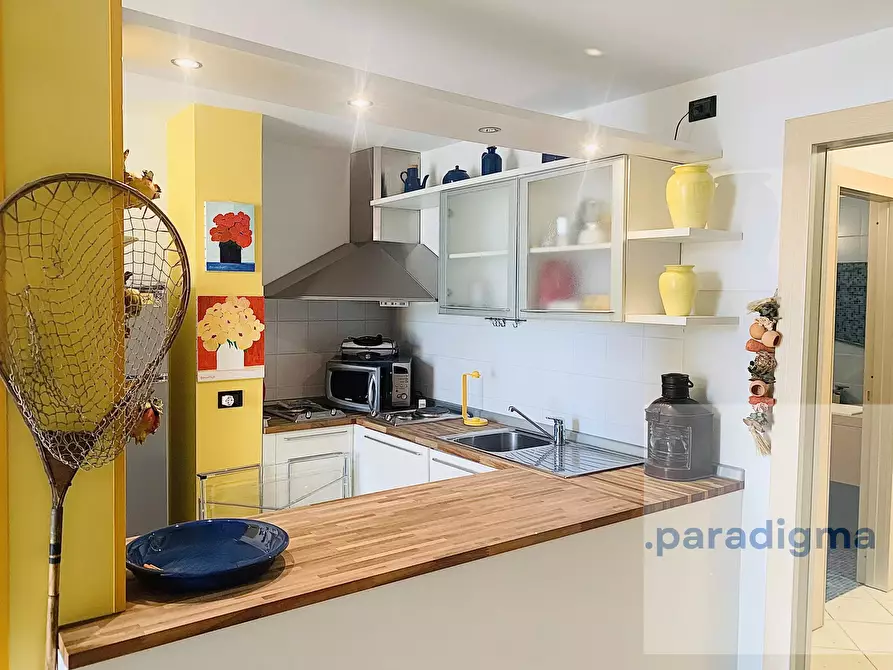 Immagine 10 di Casa trifamiliare in vendita  a Bordighera