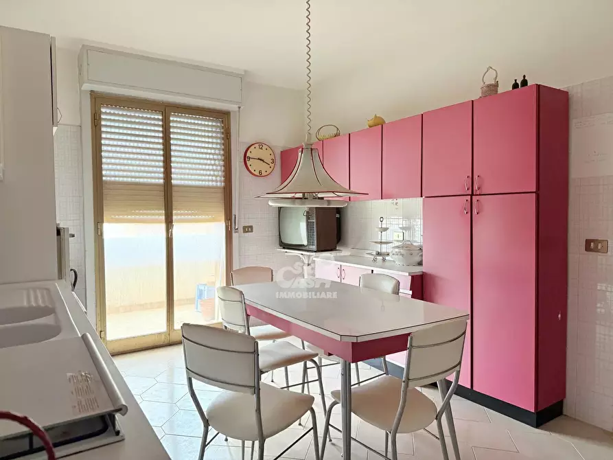 Immagine 10 di Casa trifamiliare in vendita  a Marsala