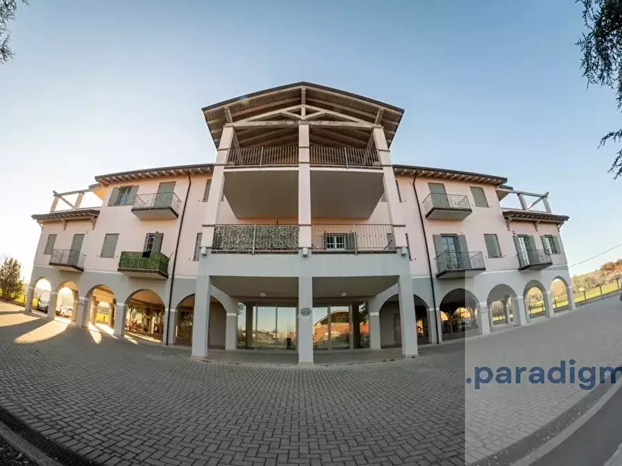 Immagine 1 di Casa trifamiliare in vendita  a Casale Monferrato