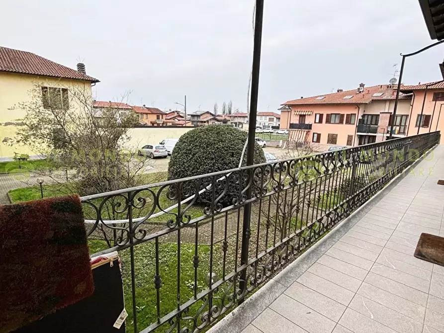 Immagine 3 di Casa trifamiliare in vendita  in Via Malpensata, 3 a Casalmaiocco