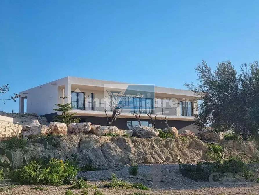 Immagine 12 di Terreno edificabile in vendita  a Noto