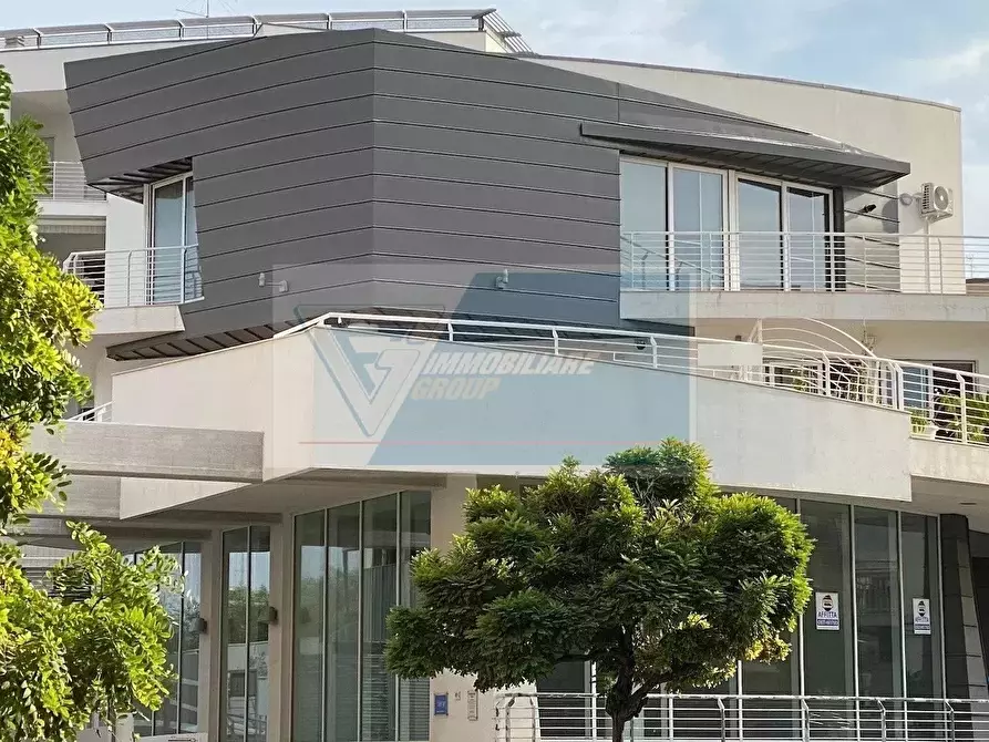 Immagine 3 di Castello in vendita  in Viale Tica a Siracusa