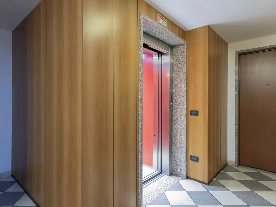 Immagine 21 di Casa trifamiliare in affitto  in Via Ernesto Breda, 140 a Milano