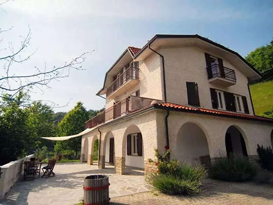 Immagine 5 di Terreno edificabile in vendita  a Barolo