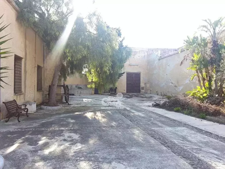 Immagine 6 di Casa bifamiliare in vendita  a Marsala