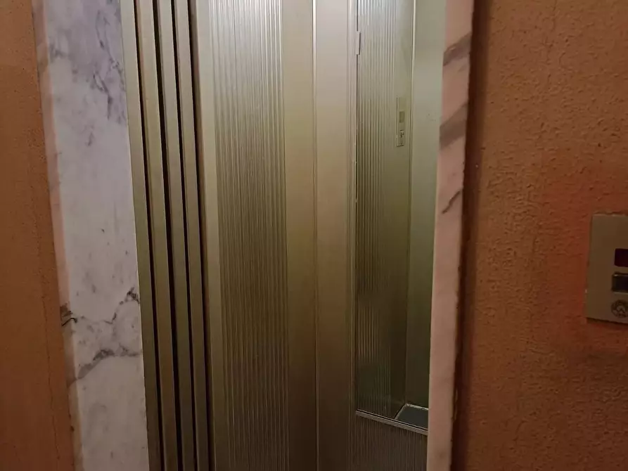 Immagine 27 di Casa trifamiliare in vendita  in Corso Giuseppe Garibaldi a Chiavari